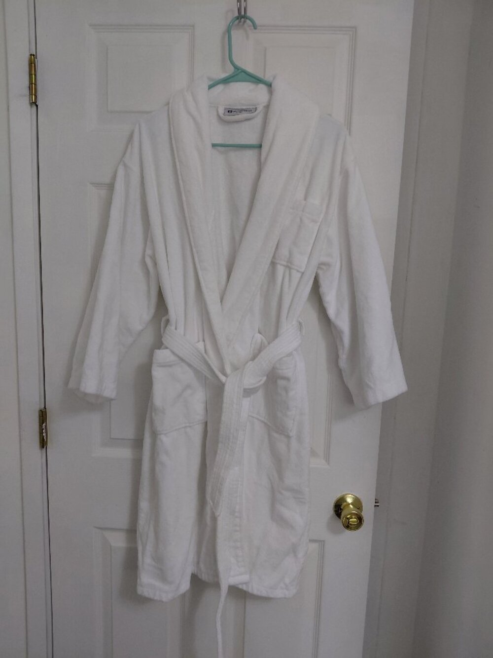 Alpineswiss White Terry Robe